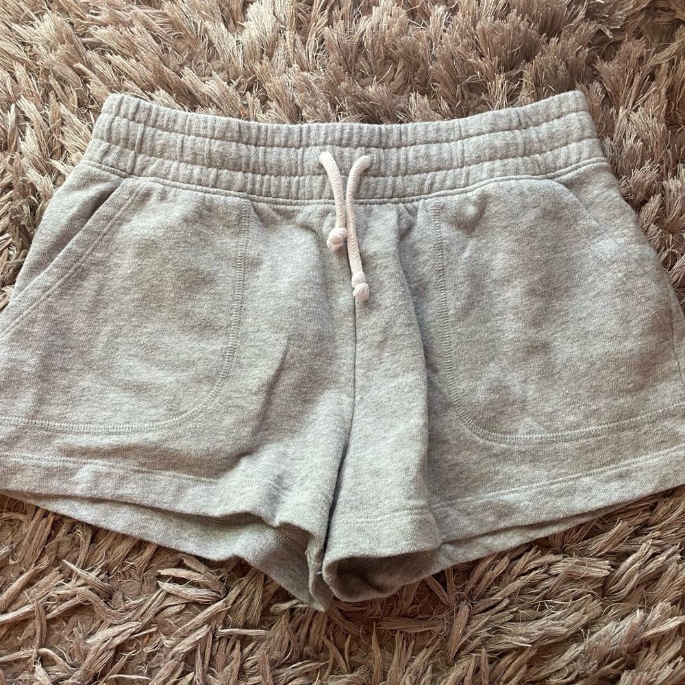 grey lounge shorts